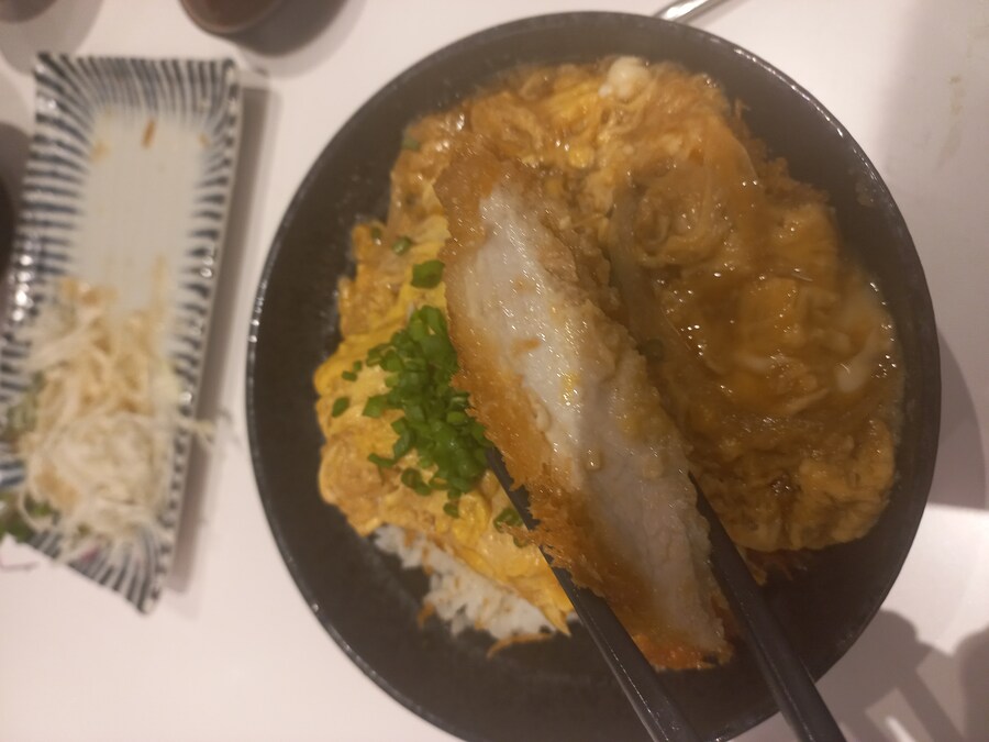 주술회전) 작중 유일한 여캐 전신노출 씬_1.jpg