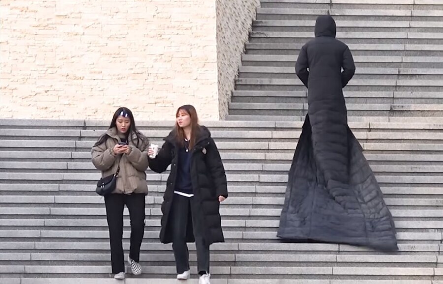 롱패딩 입고 학교 등교한.manhwa_3.jpg