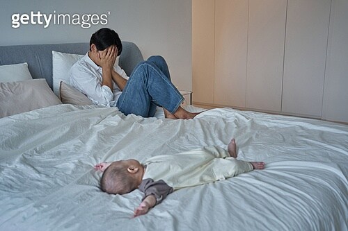 야망가처럼 아무 여자랑 질내사정 하면 벌어지는 일_1.png