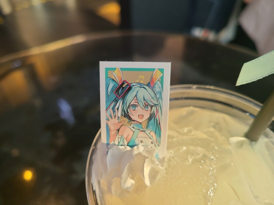 보컬로이드)애니메이트 카페 왔는데.jpg_2.jpg