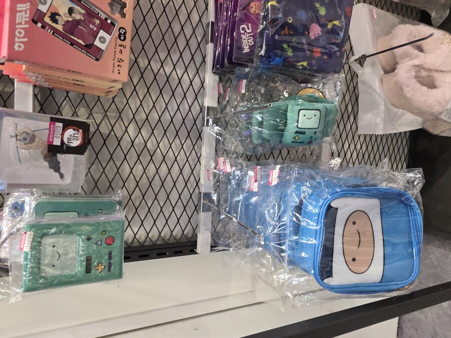 스압) 서면 삼정타워 굿즈 구경_20.jpg