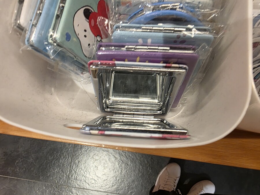 스압) 서면 삼정타워 굿즈 구경_24.jpg