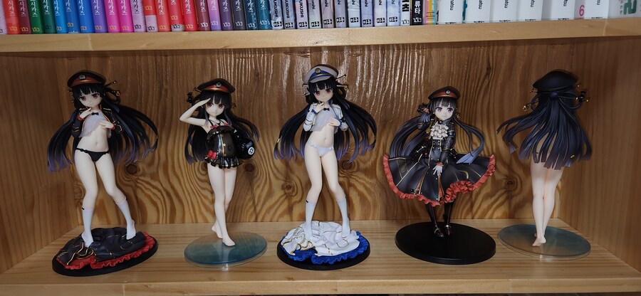 하치로쿠 피규어 예약한거 까지 합치면 7개 있는데.._1.jpg