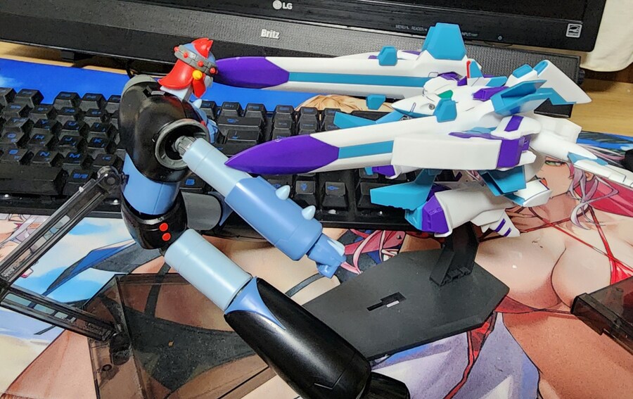 달려라 달려 태권브이_2.jpg