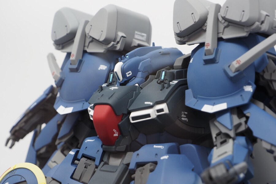 버려졌을게 분명한 MS 장난감_3.jpg