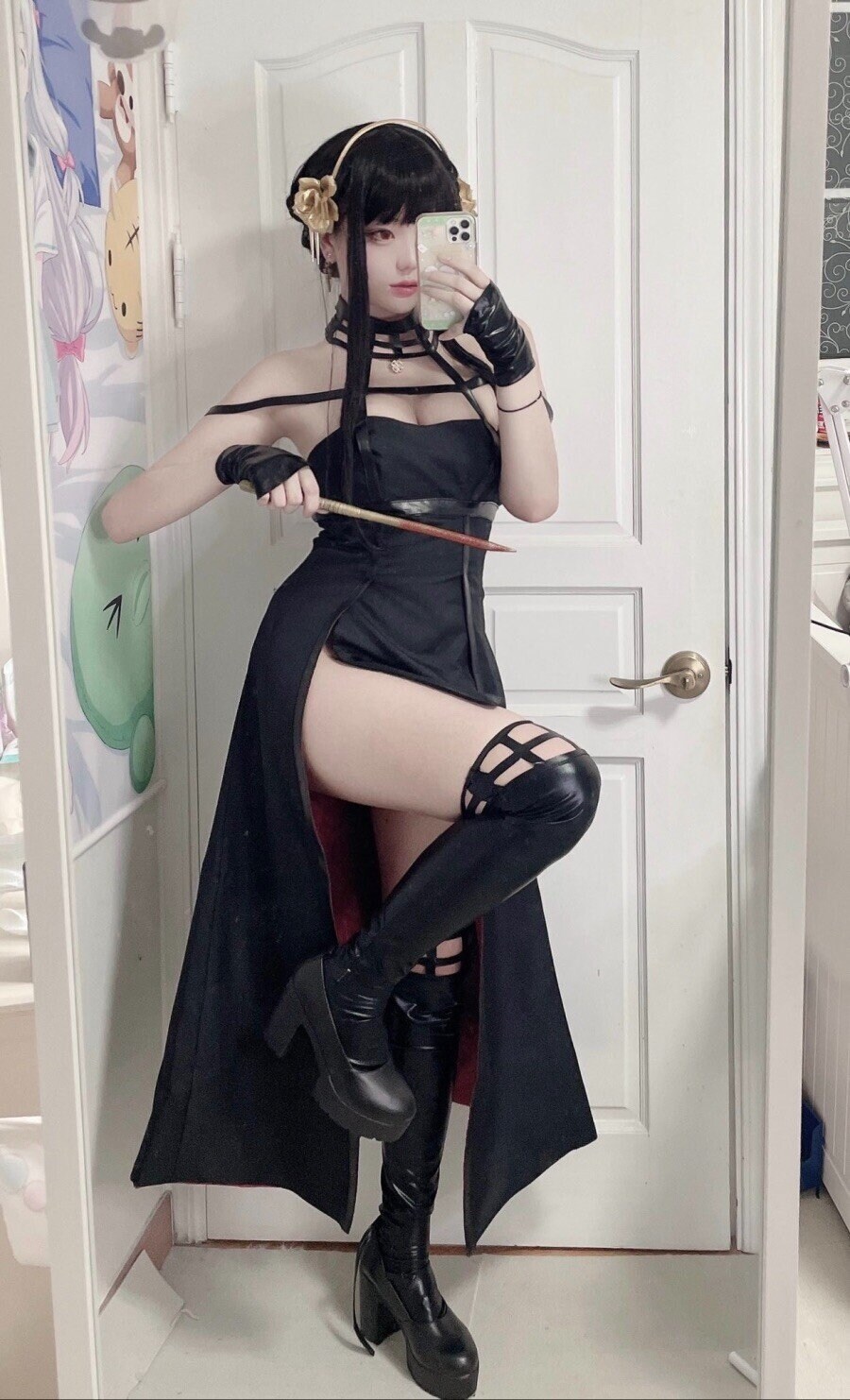 요르 코스프레_1.jpg