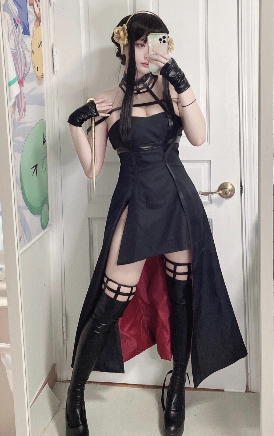 요르 코스프레_2.jpg