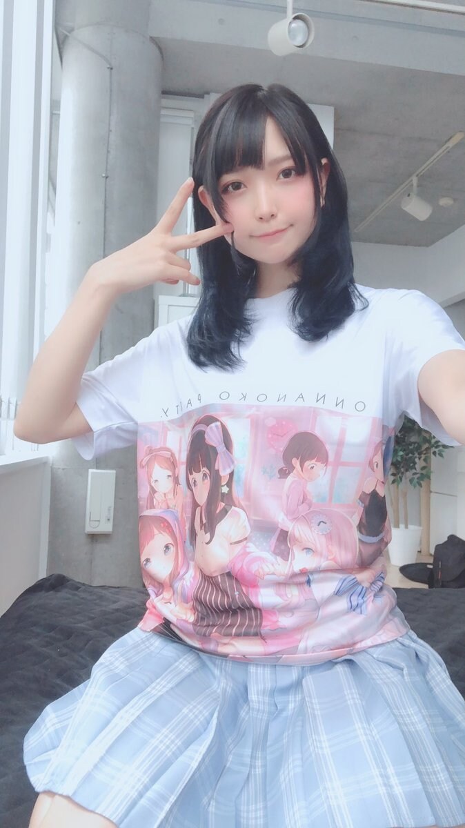 여자 아이 그림으로 유명한 만화 작가.jpg_10.jpg