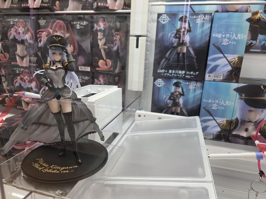 뽑기기계 피규어 구경_4.jpg