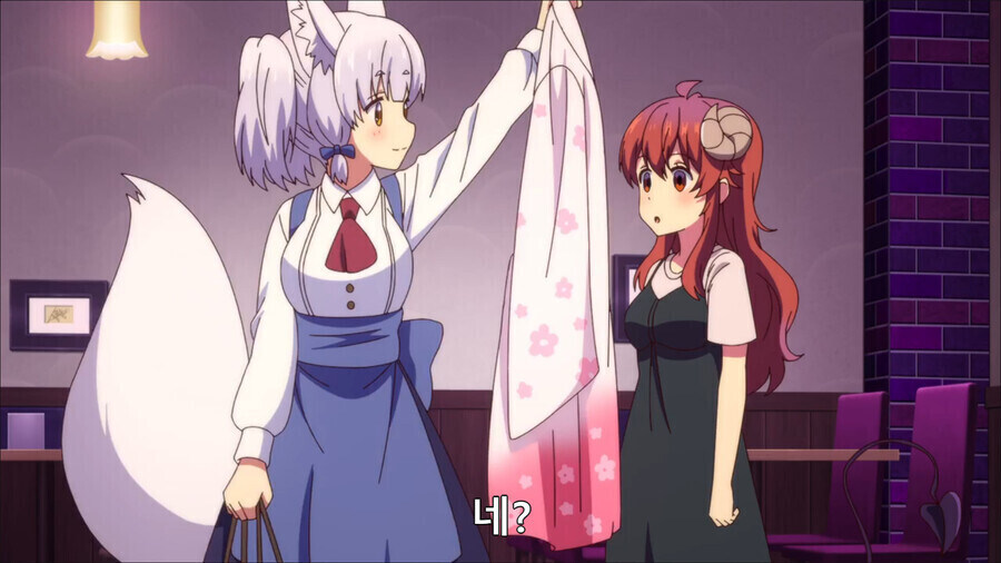 알몸으로 마을 돌아다닌게 공식인 만화_8.jpg