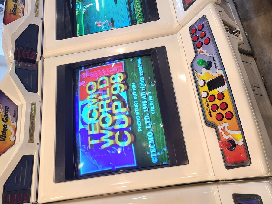 1만 8천원 만화 카페 혜자다 vs 창렬이다_5.jpg