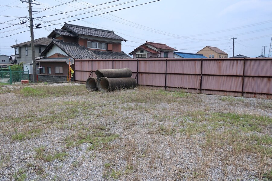 만화에서 튀어나온듯한 일본의 공터.twit_2.jpg