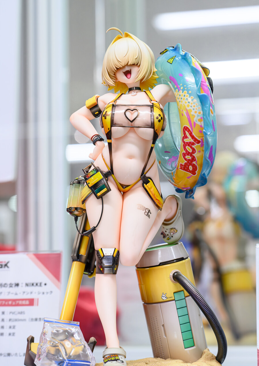 피규어 뱃살이 더 과했으면 좋겠다만_1.jpg