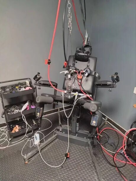 만화에서 많이보던 의자_1.jpg