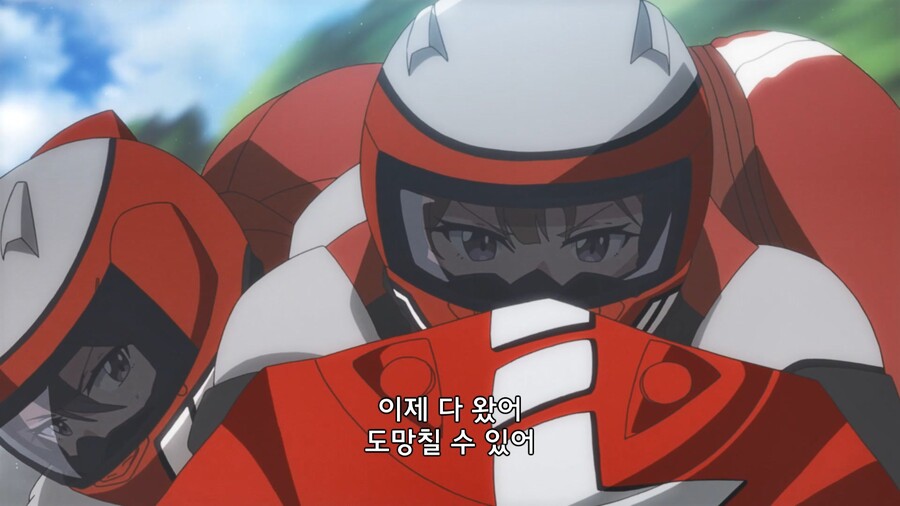 기가 존나쌘 언니들이 팀전 레이싱 하는 만화_46.jpg