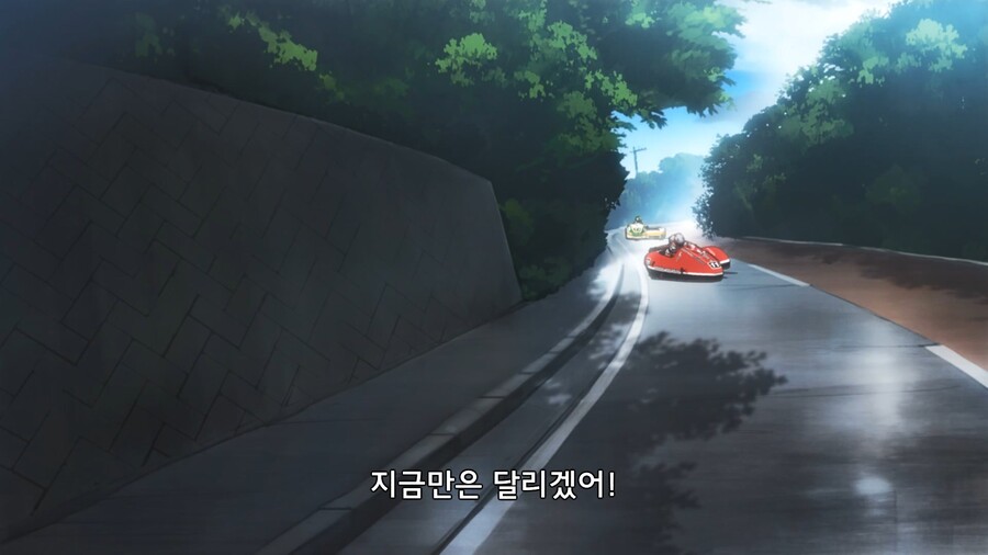 기가 존나쌘 언니들이 팀전 레이싱 하는 만화_50.jpg