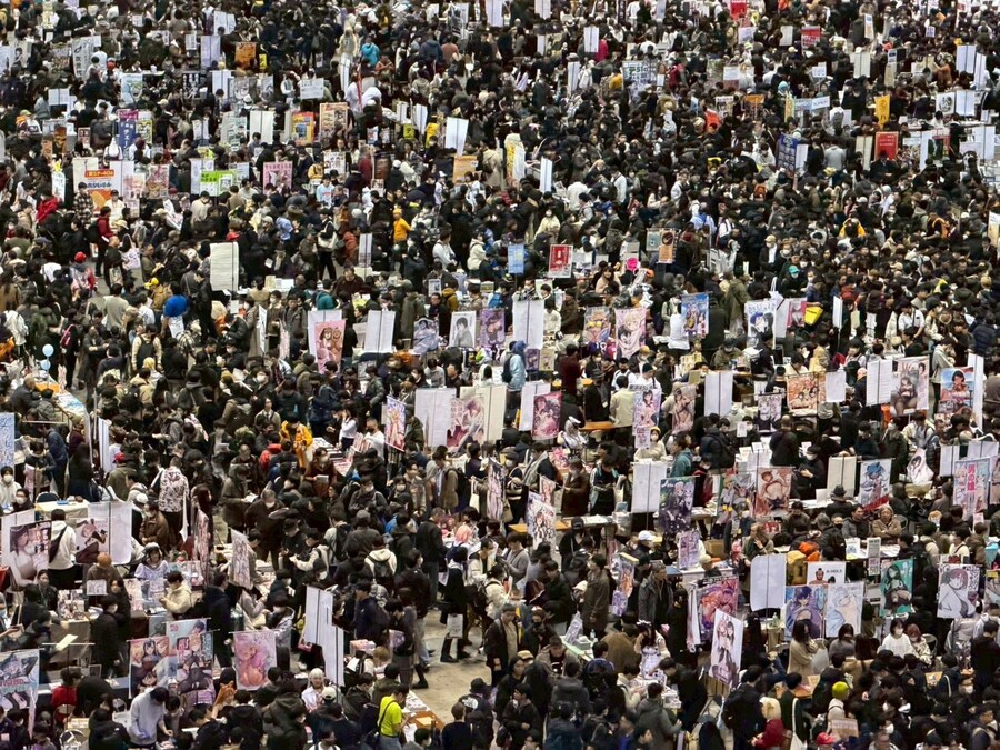 코미케 50주년 현장사진_2.jpg