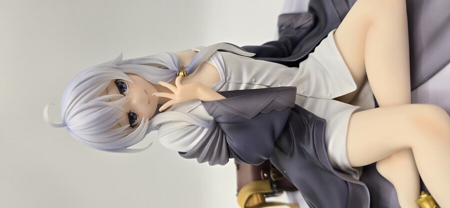 피규어)마녀의 여행 일레이나_1.jpg