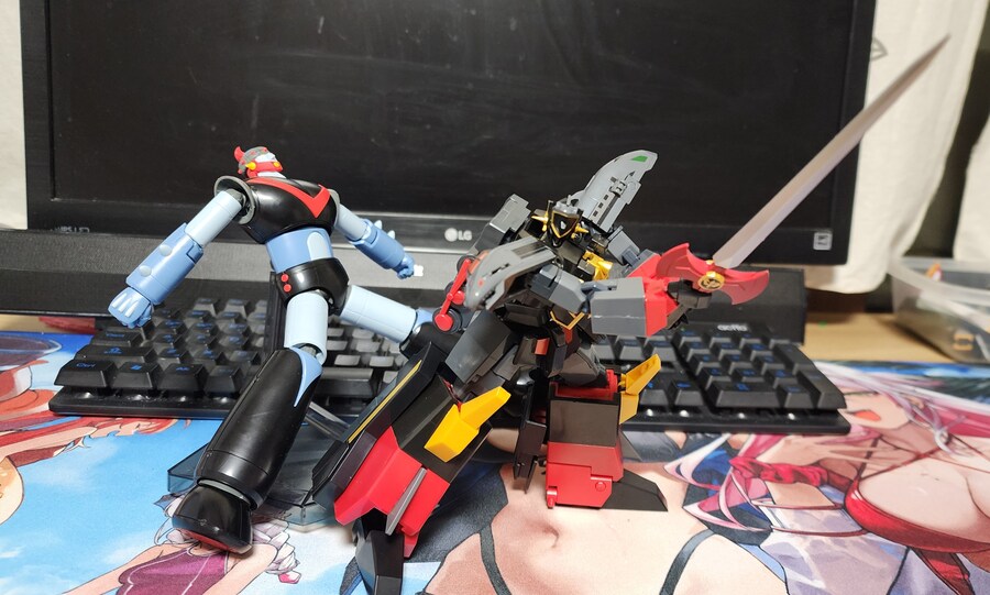 블랙 마이트가인은_3.jpg