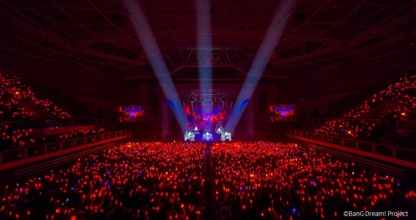 뱅드림)공식 박힌 로젤리아 내한 광경_1.jpg