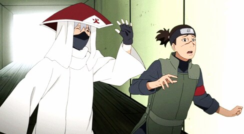 나루토) 멀쩡한 장면도 배열에 따라 수상해진다._5.png