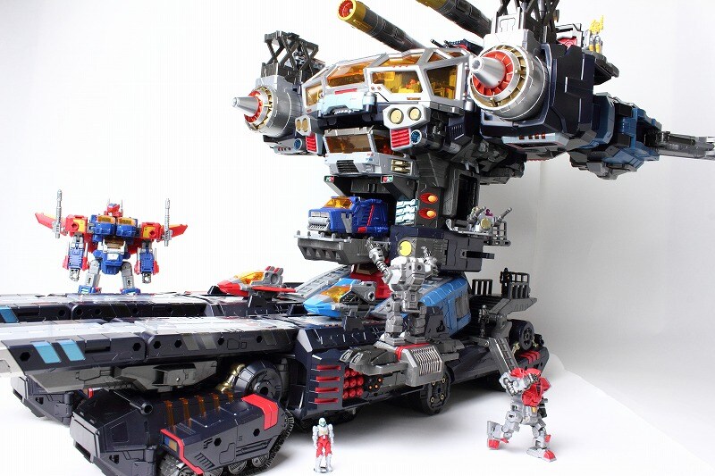 꽃밭에서 사진을 찍는 소녀의 비밀스런 취미에 공감하는 만와.manga_10.jpg