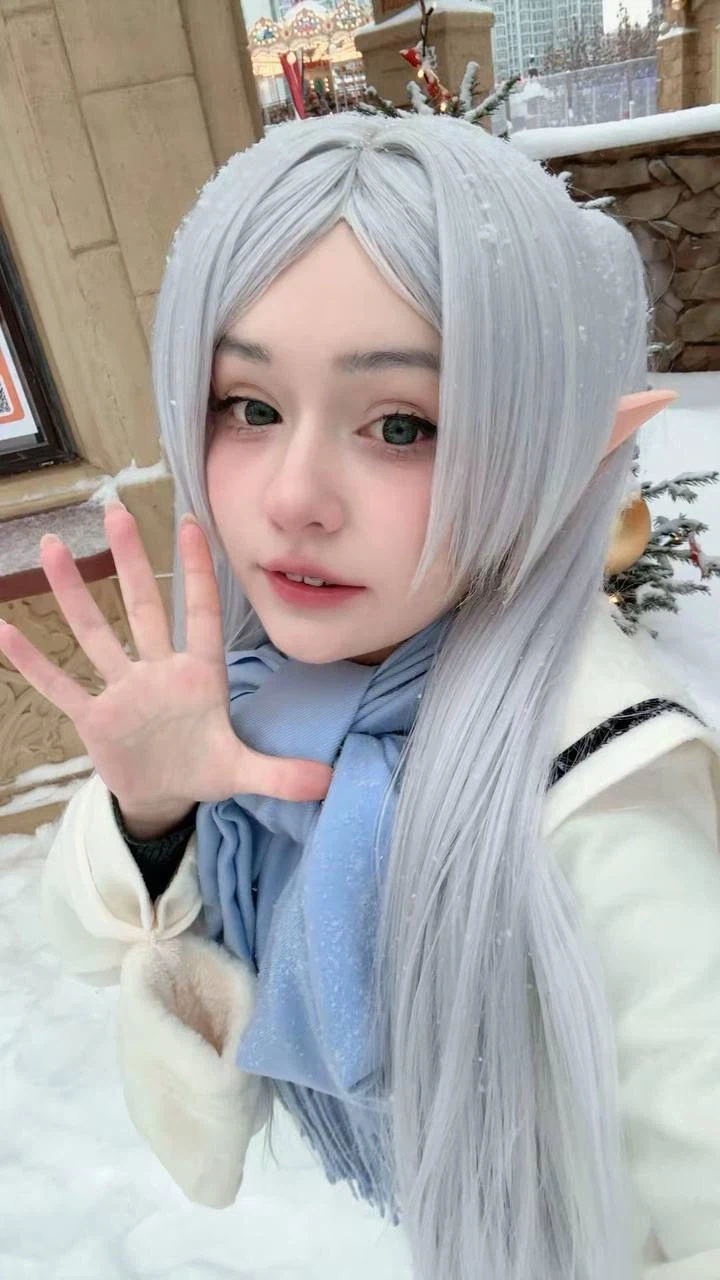 프리렌) 만화에서 그냥 뛰어나온 듯헌 자연스러운 코스의 프리렌_1.webp