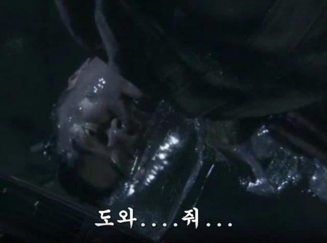 울트라맨)흔한 각본가의 자학 개그_4.webp