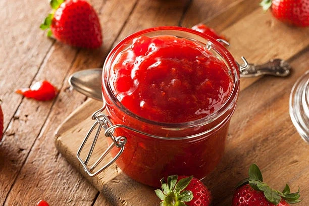 딸기가 도망가면?_1.webp