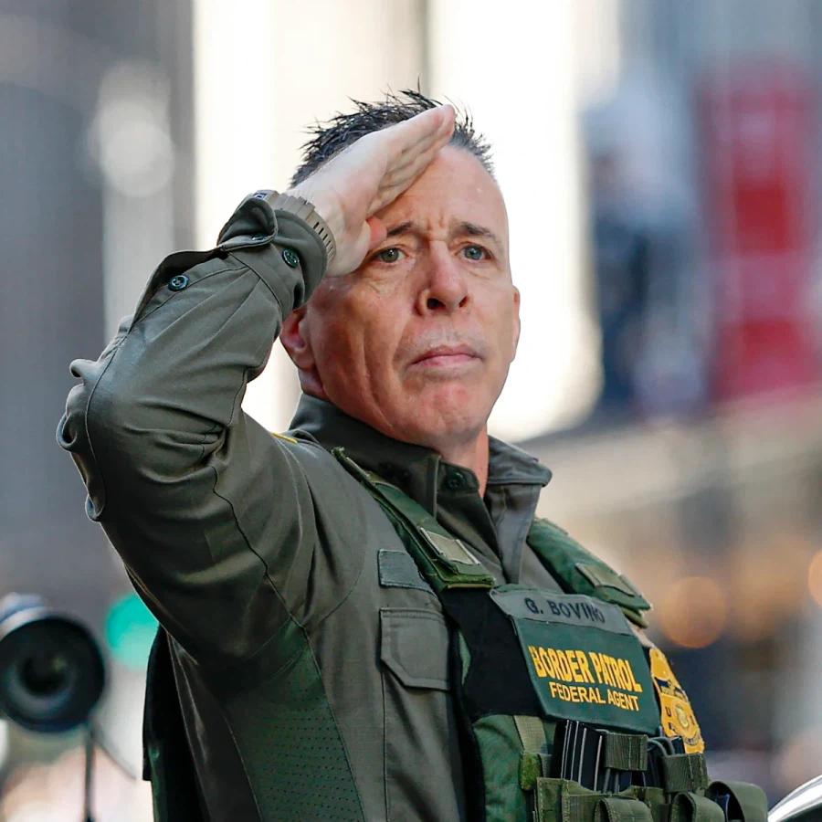 ICE 순찰 대장 이새키 뭐지 ㅋㅋ_2.webp