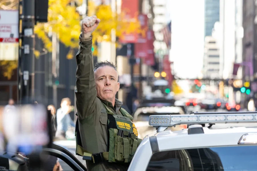 ICE 순찰 대장 이새키 뭐지 ㅋㅋ_3.webp