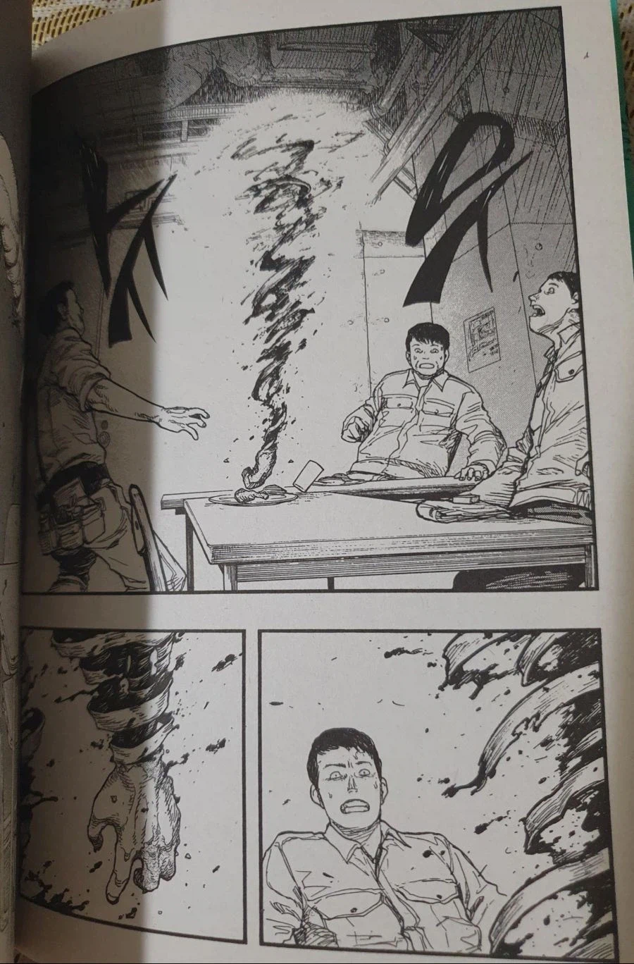 약혐)심플한 능력으로 압도적 위협을 보여준 만화_6.webp