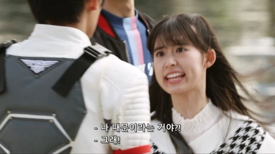 [가면라이더] 가이무 보고 망작졸작 이러는거 보면 어이없긴함_1.webp