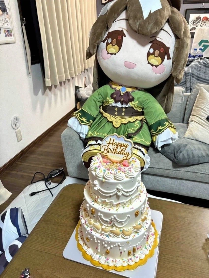 [말딸] 선샌니 이틀전 생일상이 이랬는데 잘 먹었다고 소문이 날까용?_1.webp