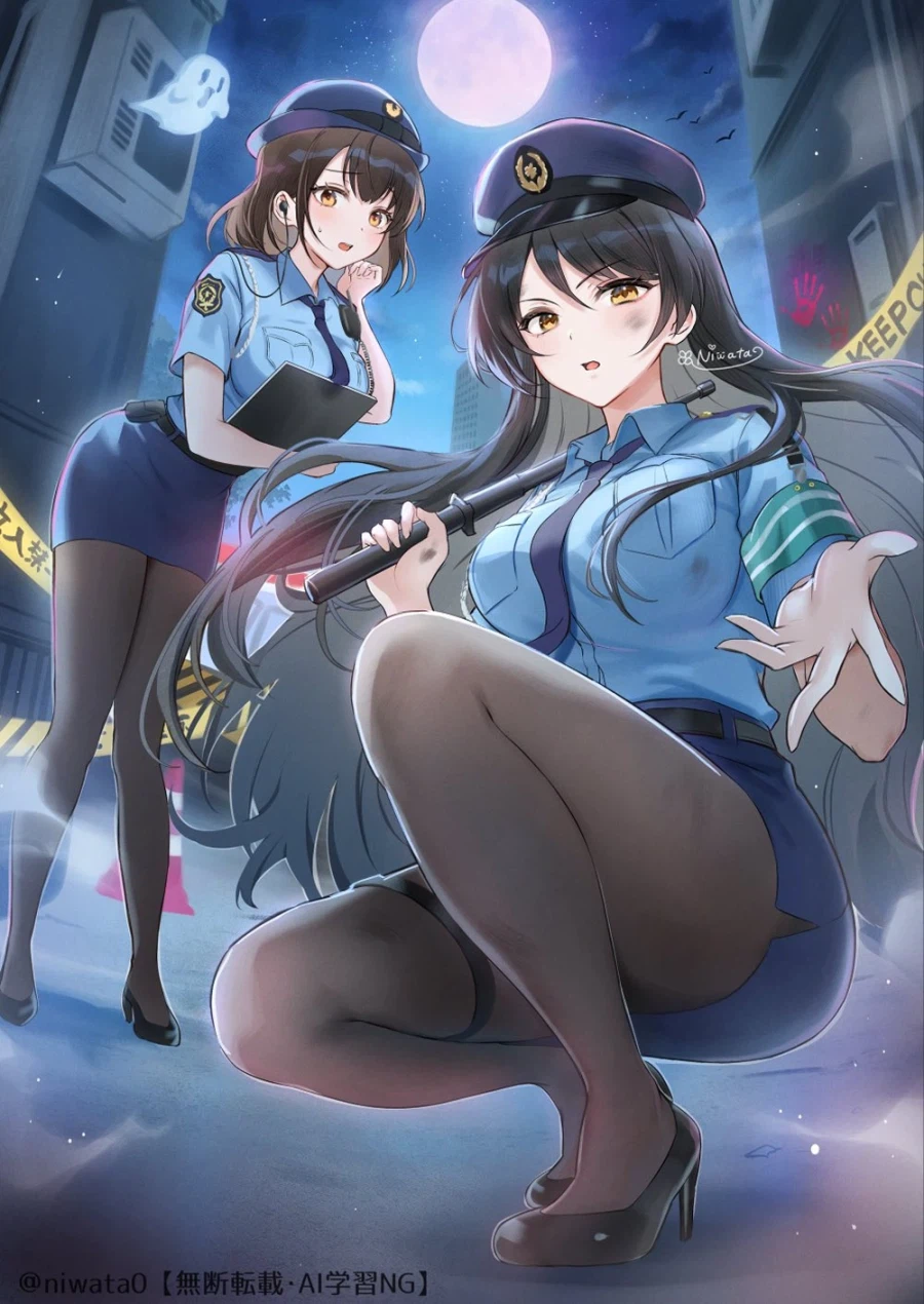 미니스커트 제복을 입은 여경 누나_1.webp