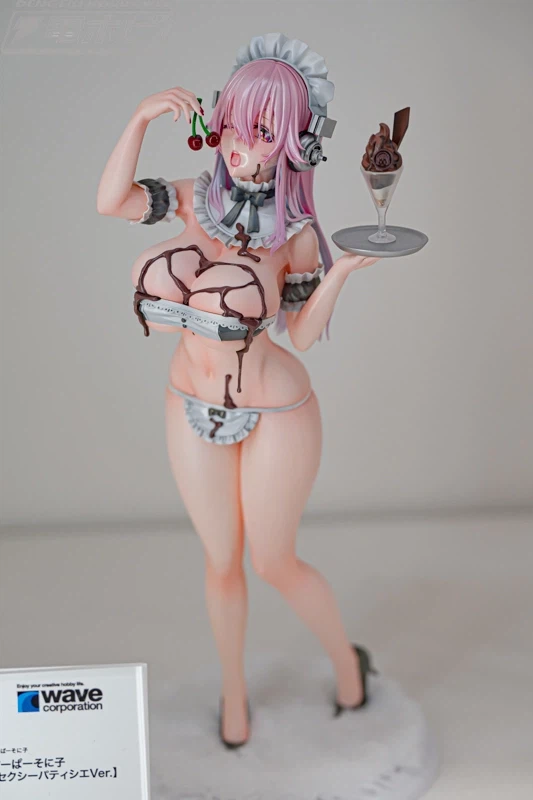 소니코 피규어도 아직 엄청 나오네_3.webp