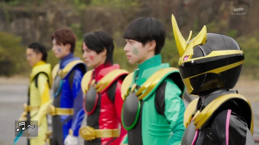 슈퍼전대)어른의 사정.jpg_1.webp