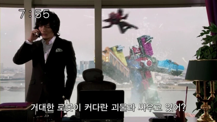 가면라이더) 뭐? 로봇이 괴수랑 싸운다고?_1.webp