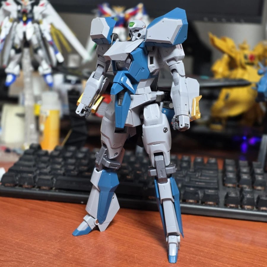 용자)역시 그래도 초합금은 멋짐_1.webp