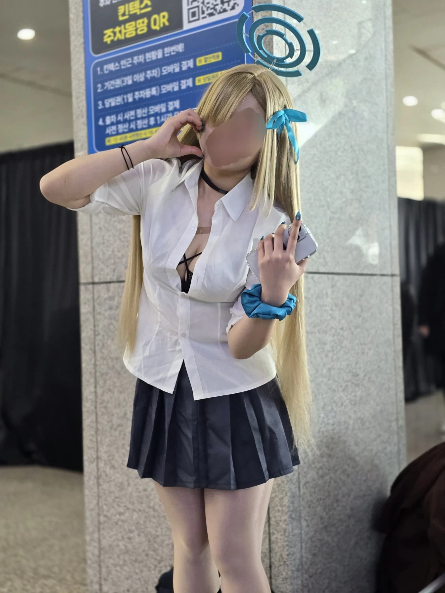 일페)2월 일페에서 봤던 코스어들 사진 모음_7.webp