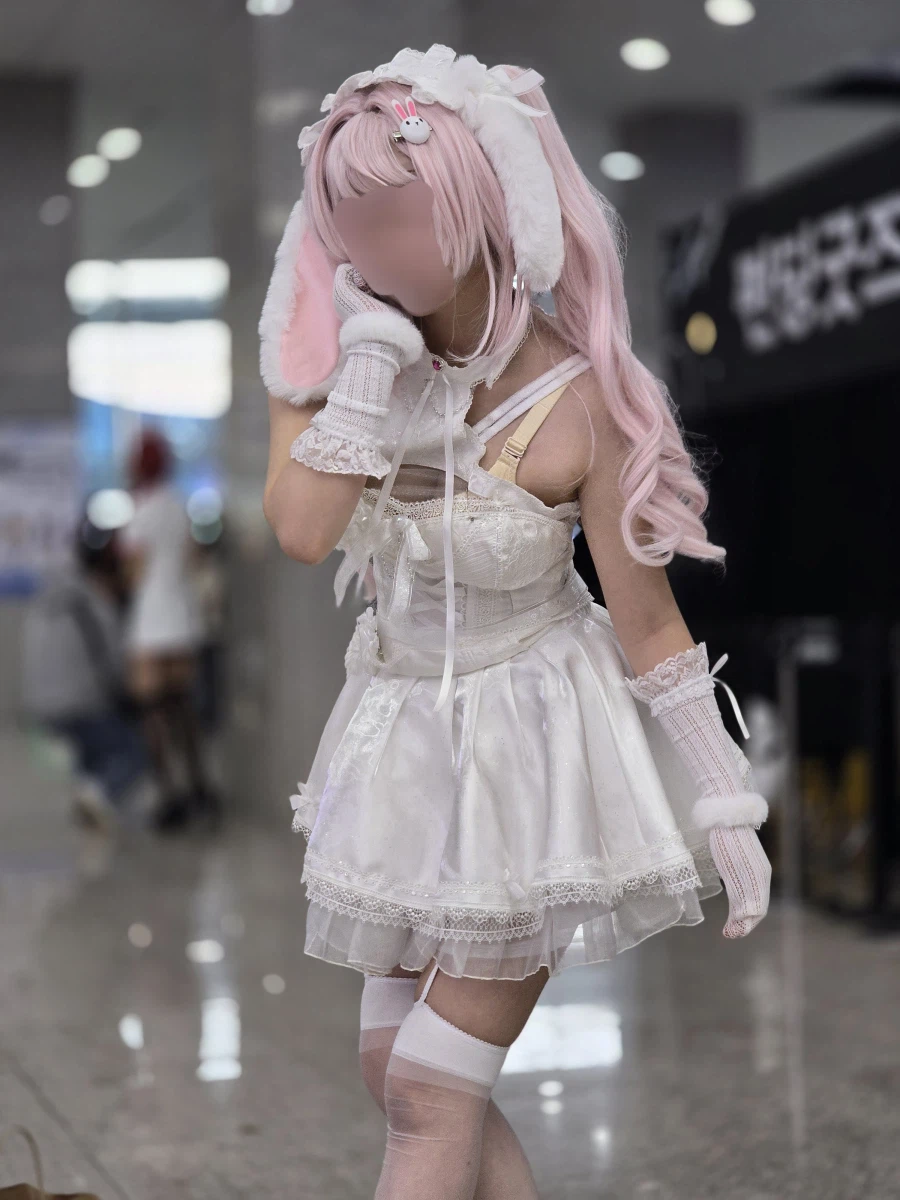 일페)2월 일페에서 봤던 코스어들 사진 모음_25.webp