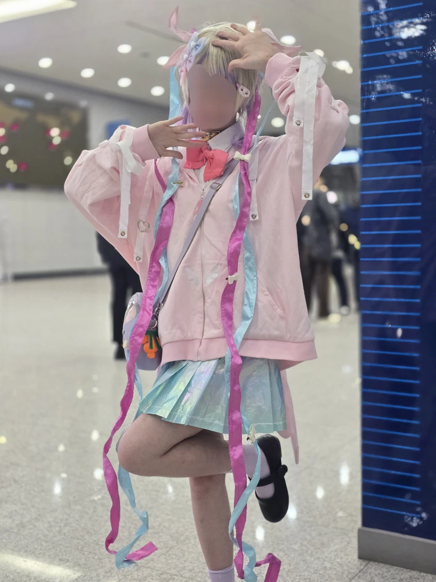 일페)2월 일페에서 봤던 코스어들 사진 모음_32.webp