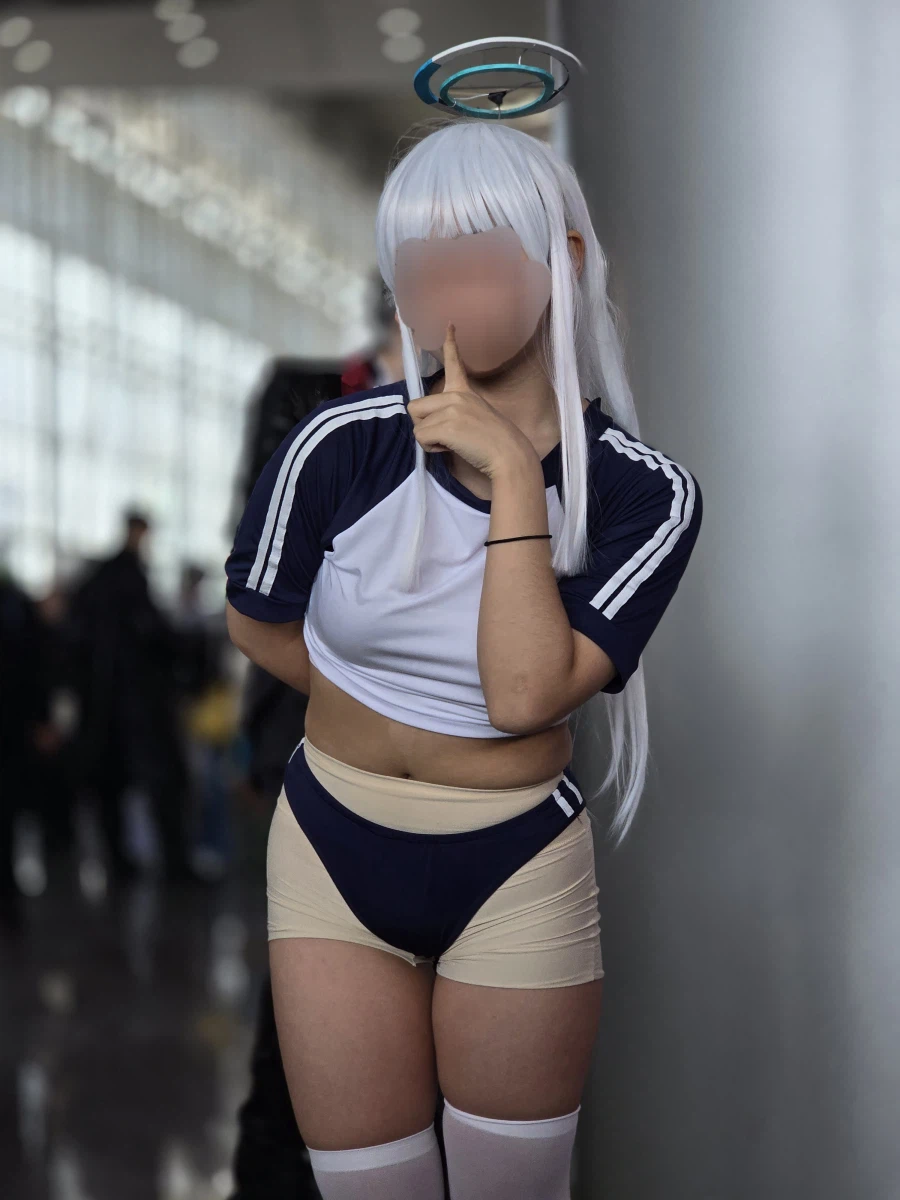 일페)2월 일페에서 봤던 코스어들 사진 모음_46.webp