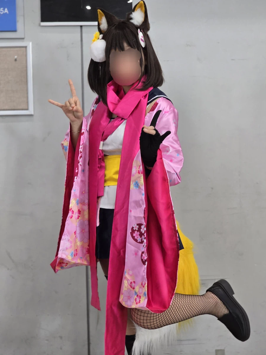 일페)2월 일페에서 봤던 코스어들 사진 모음_47.webp