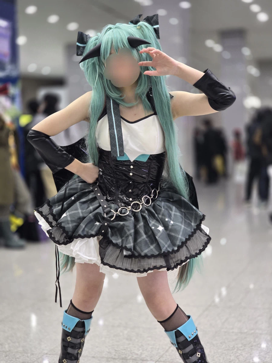 일페)2월 일페에서 봤던 코스어들 사진 모음_87.webp