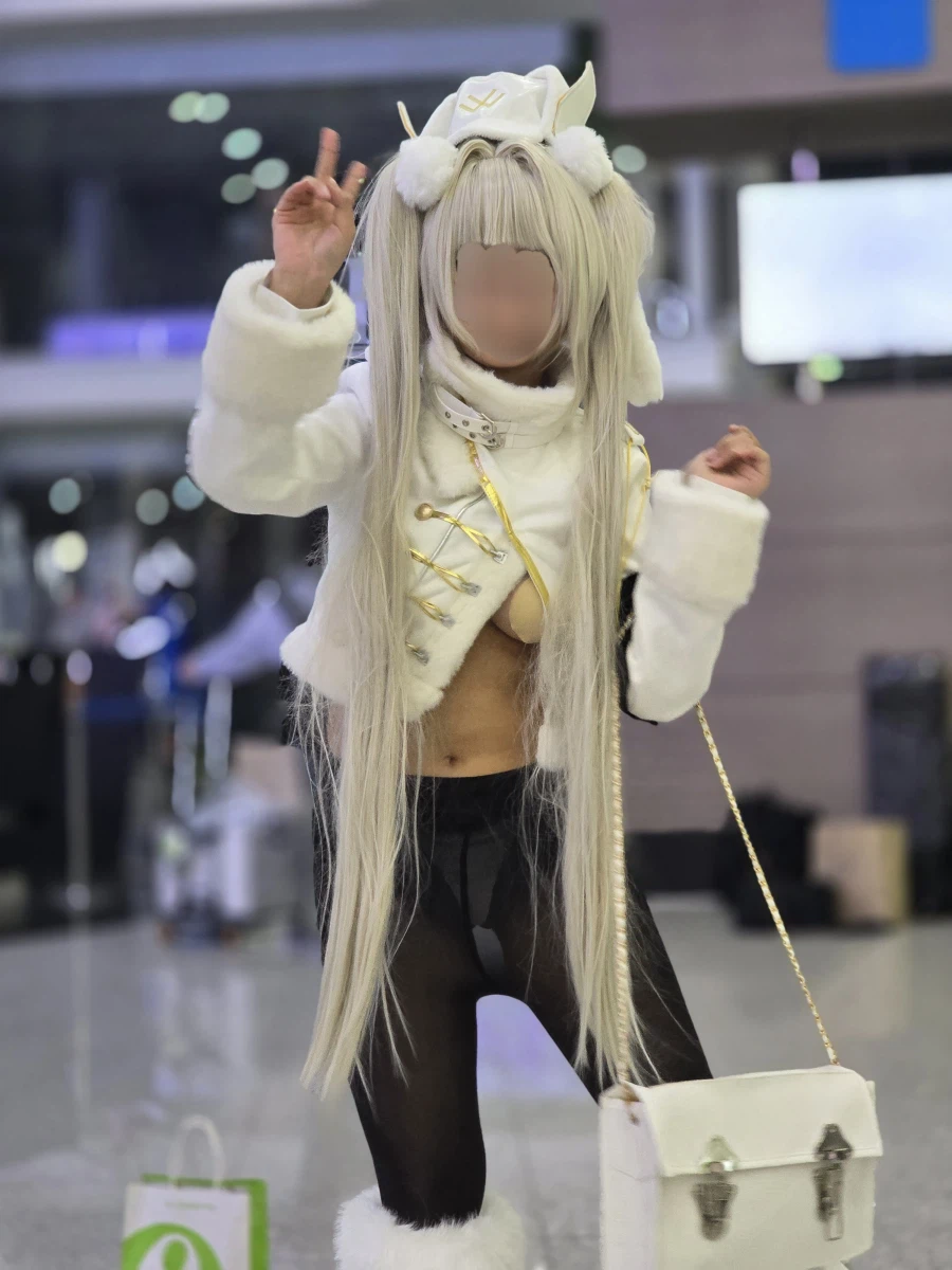 일페)2월 일페에서 봤던 코스어들 사진 모음_75.webp