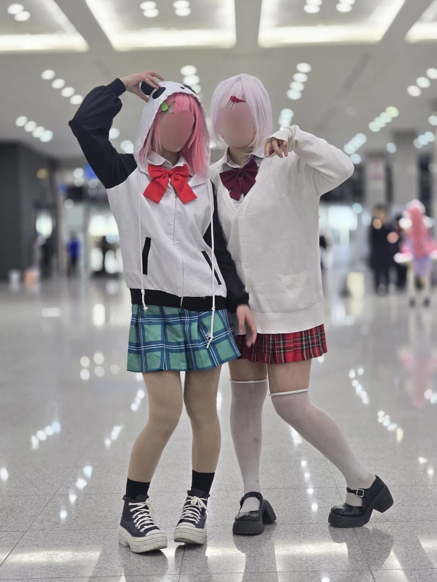 일페)2월 일페에서 봤던 코스어들 사진 모음_80.webp