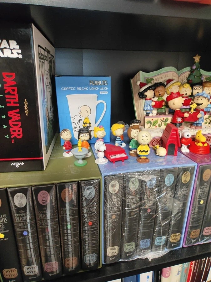 다 e북으로 넘겼지만 모셔두고 있는 녀석_1.webp