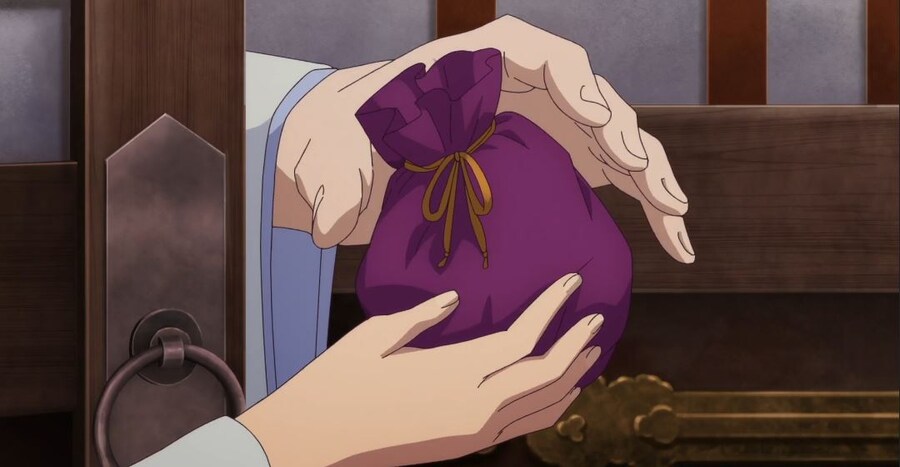 약사의혼잣말) 우황 받고 정신못차리는 마오마오_3.jpg