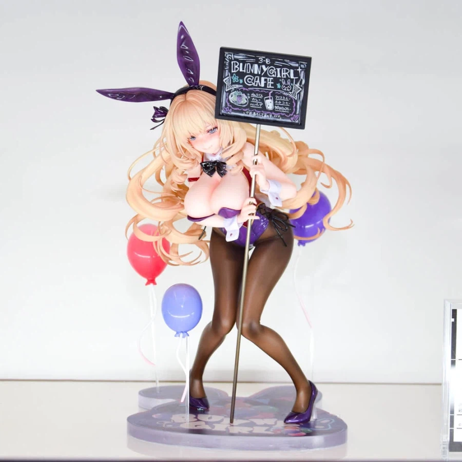 은근 바니걸 피규어도 많이 예약했네_3.webp